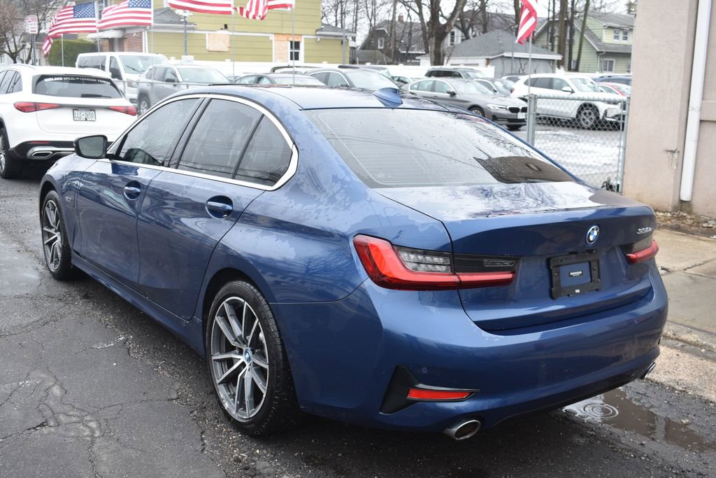Used 2022 BMW 330e 330e iPerformance image 8
