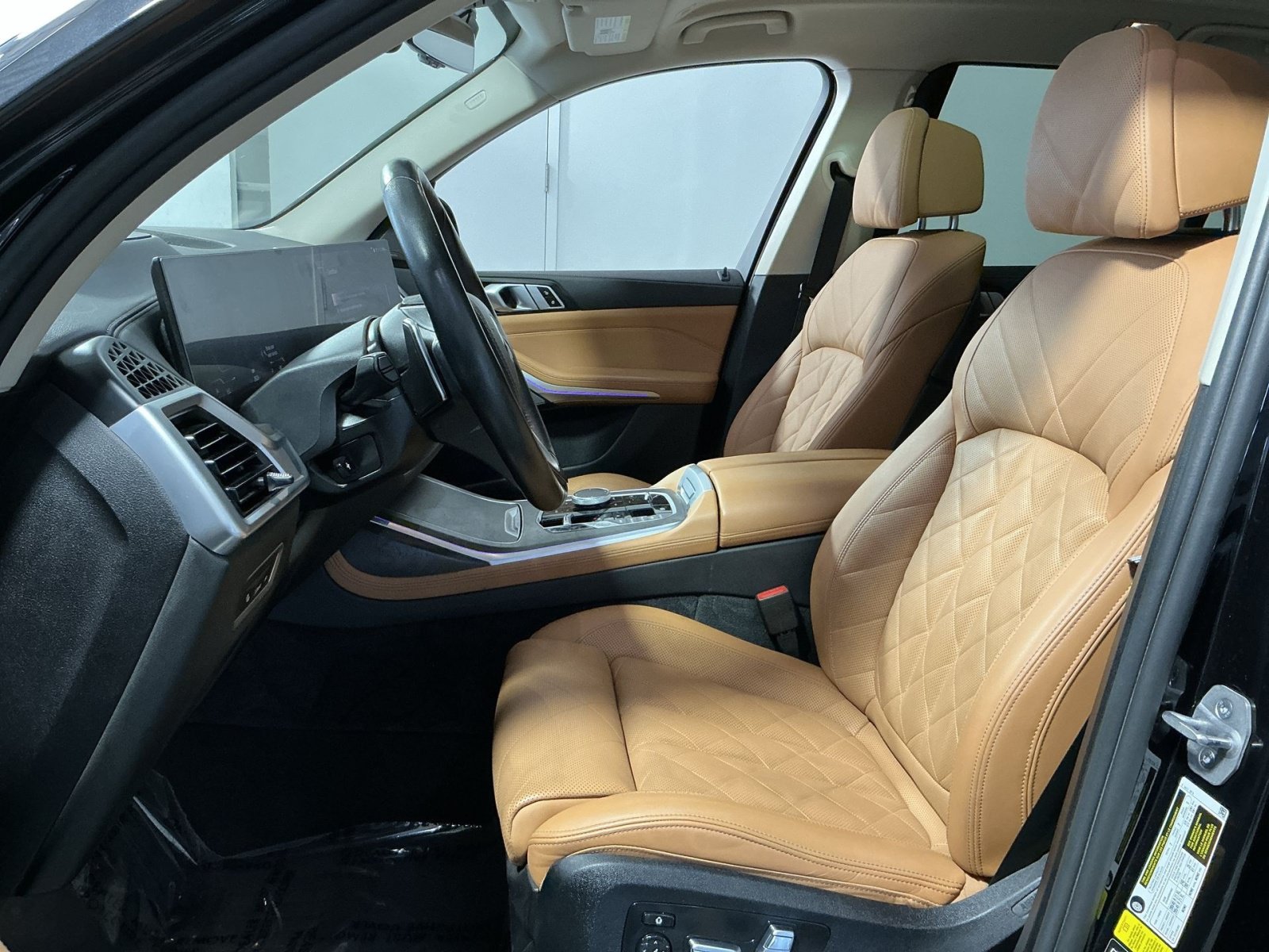 Used 2024 BMW X7 xDrive40i AWD/4WD image 14