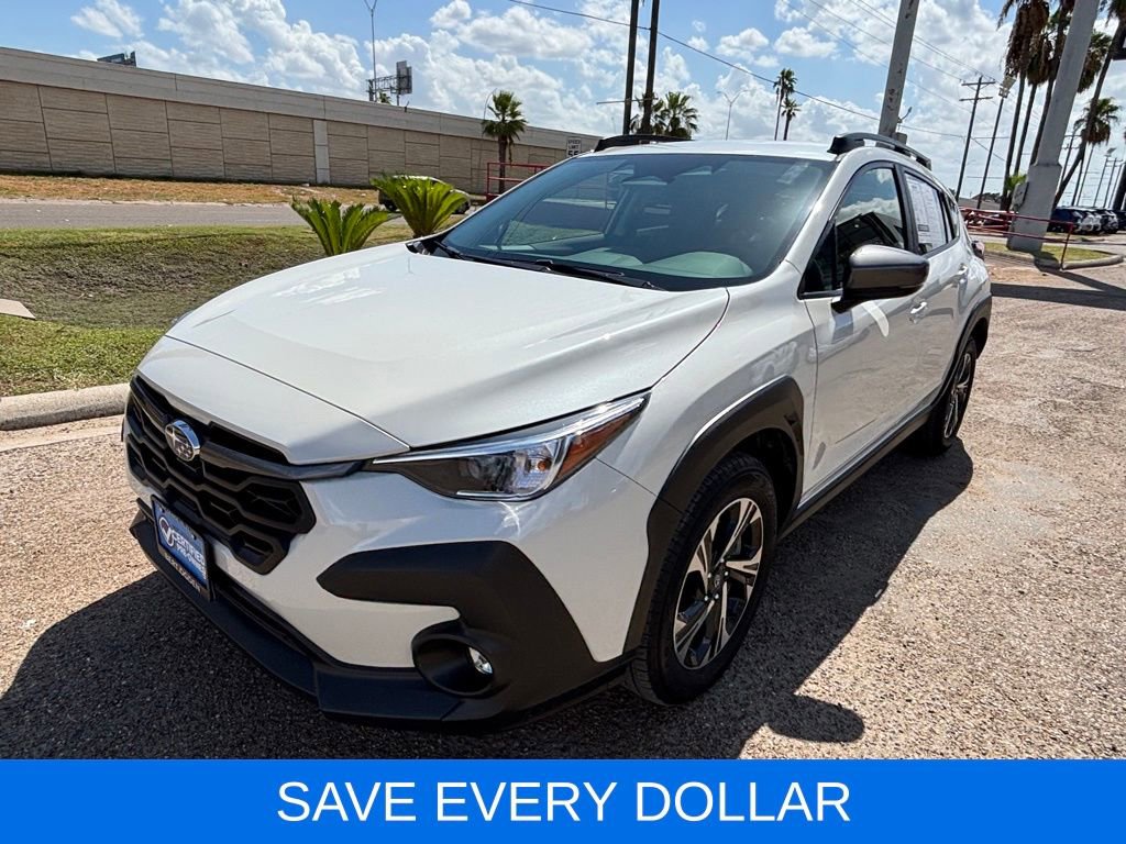 Used 2024 Subaru Crosstrek 2.0i Premium image 3