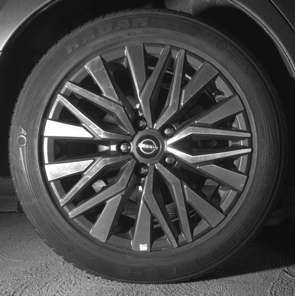 Used 2025 Nissan Altima 2.5 SV image 15