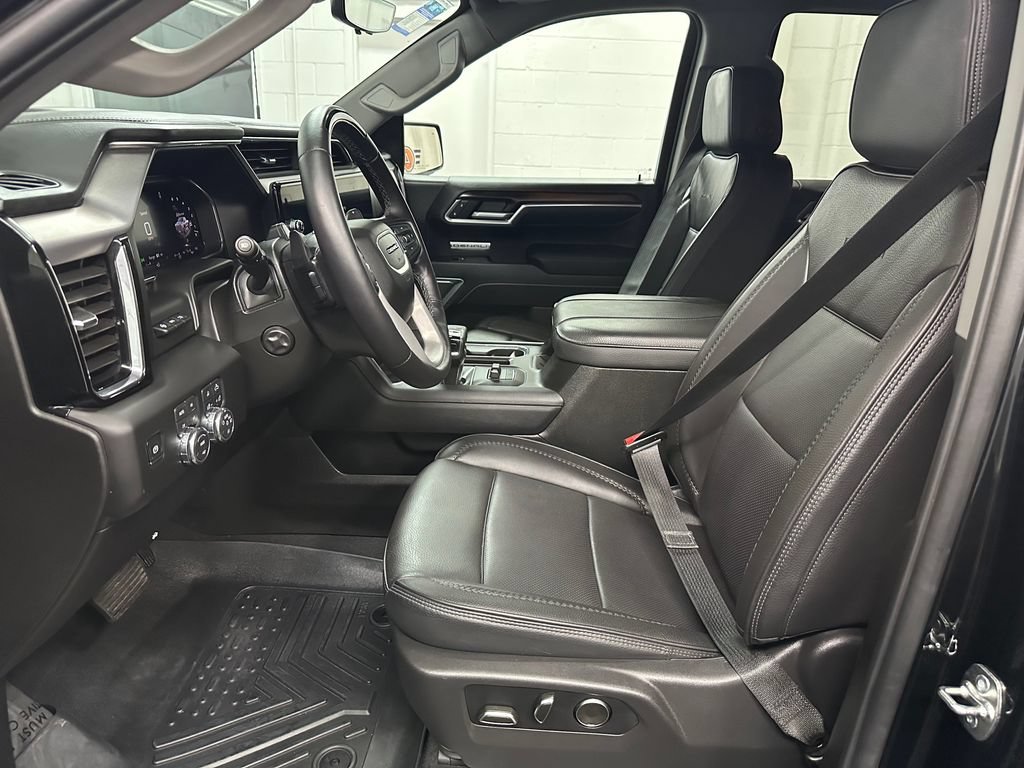 Used 2026 GMC Sierra 1500 Denali w/ Technology Package AWD/4WD image 17