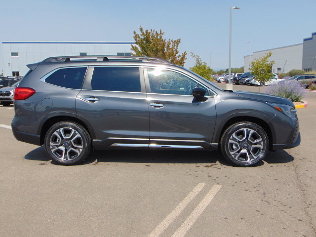 New 2026 Subaru Ascent Touring w/ Popular Package #2 AWD/4WD image 3