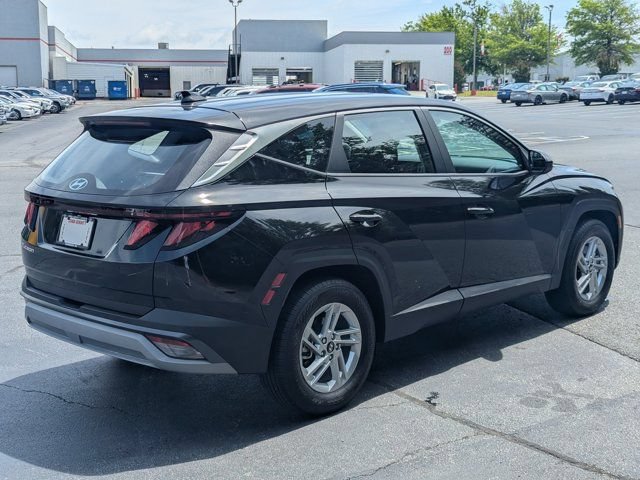 Used 2025 Hyundai Tucson SE FWD image 7