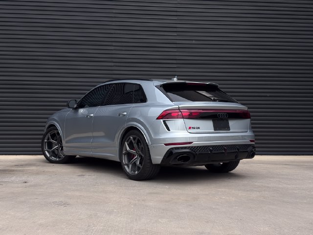 Used 2025 Audi RS Q8 performance AWD/4WD image 3