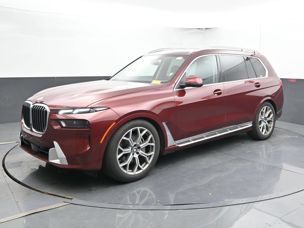 Used 2025 BMW X7 xDrive40i AWD/4WD image 5