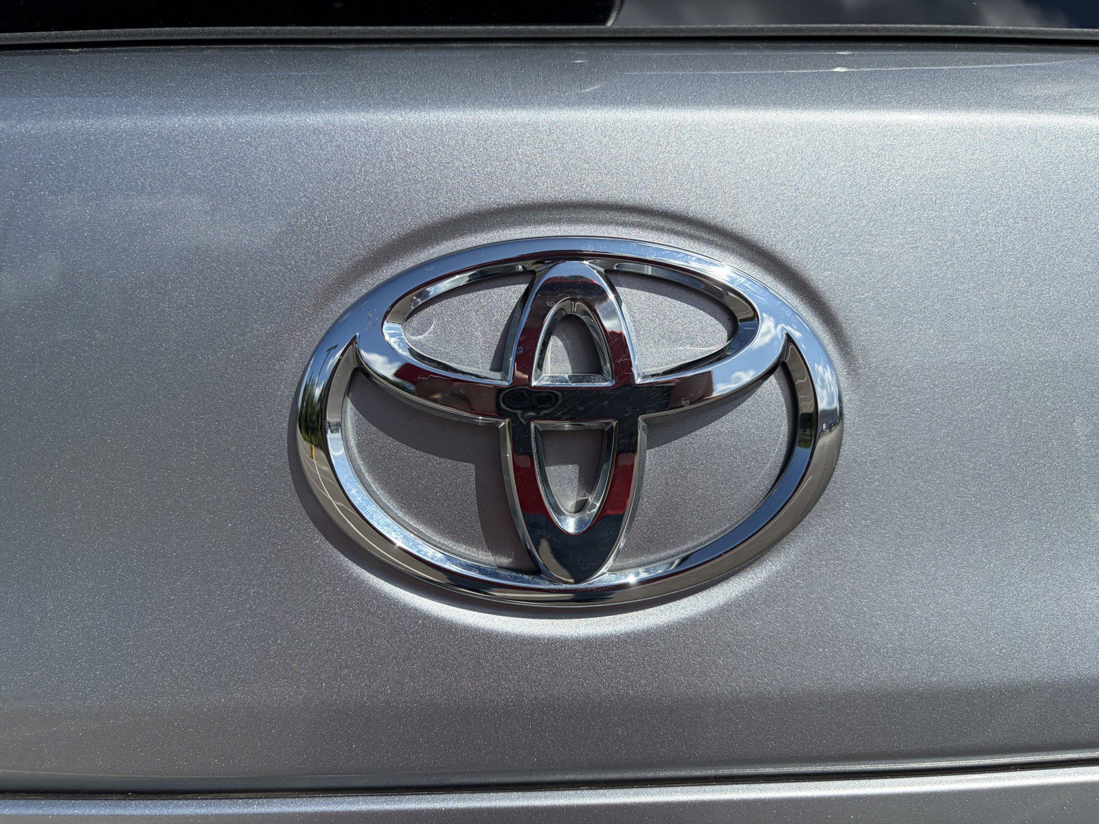 Used 2022 Toyota Corolla Cross LE AWD/4WD image 33