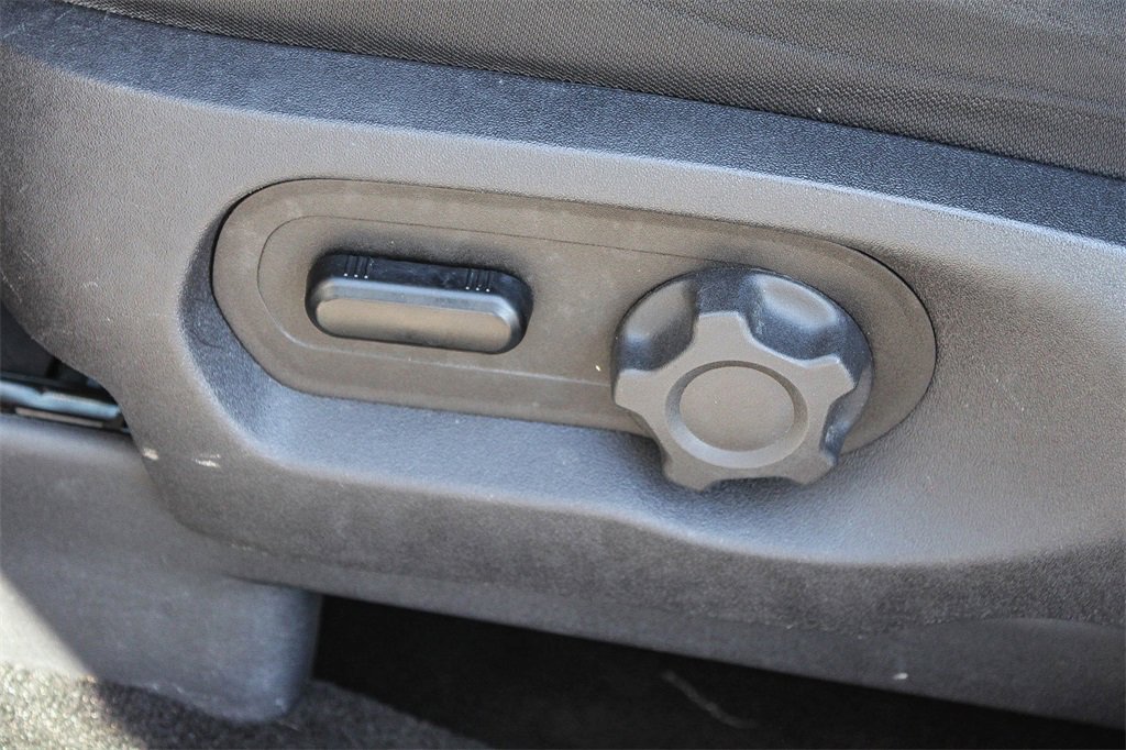 Used 2019 Ford Flex SE image 28