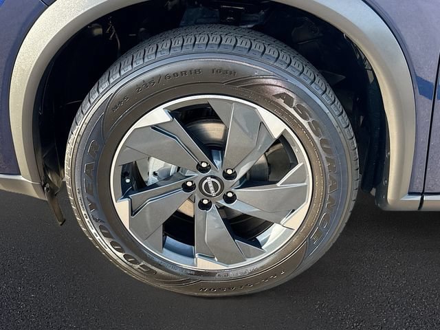 Used 2024 Nissan Rogue SV AWD/4WD image 29