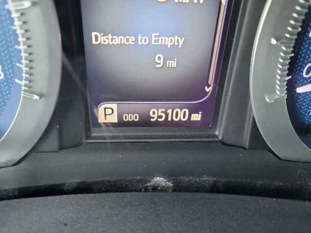 Used 2018 Toyota Sienna XLE image 16