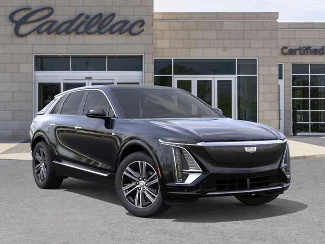New 2026 Cadillac Lyriq Luxury w/ LPO, Floor Liner Package AWD/4WD image 7