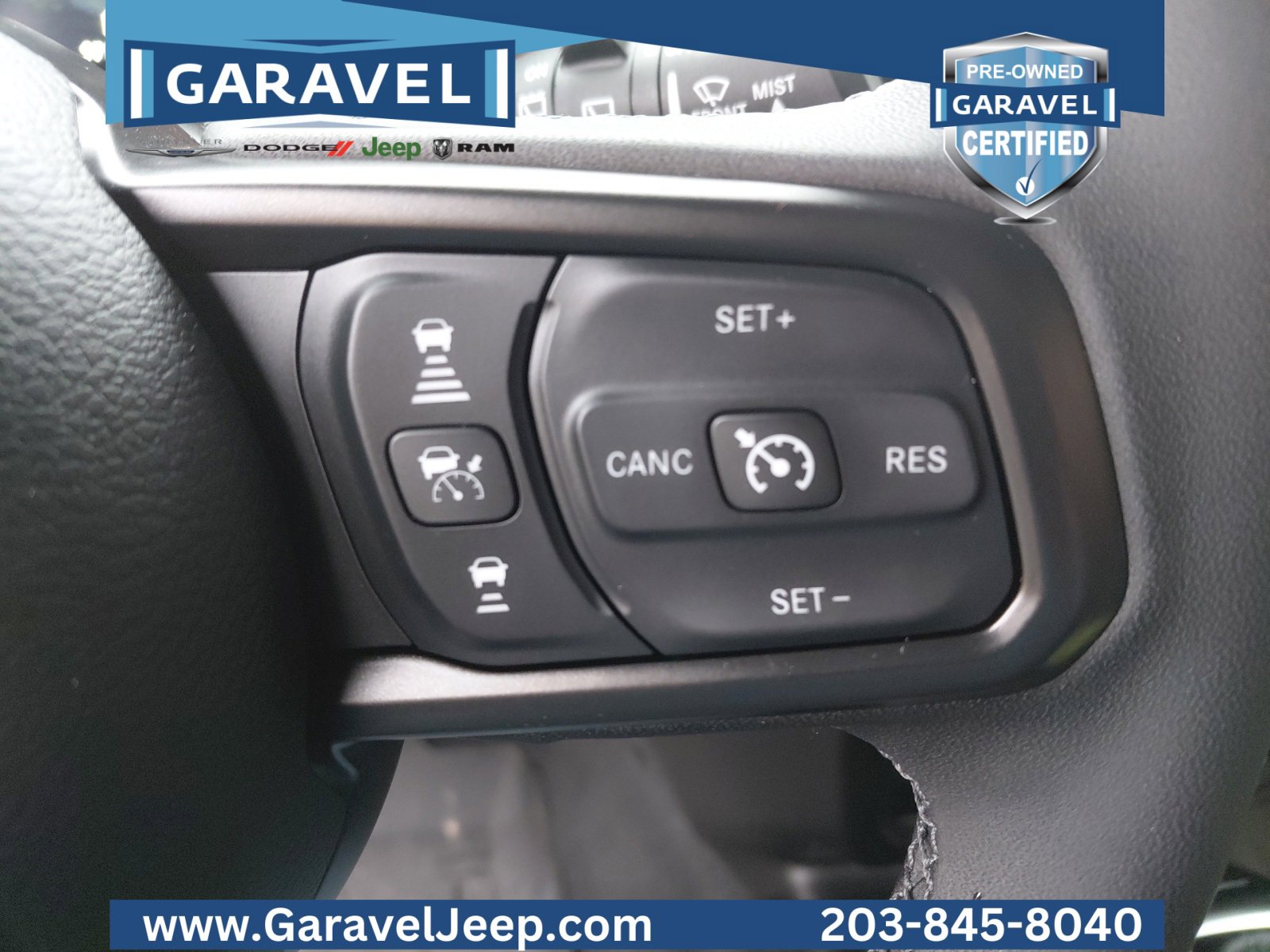 Used 2025 Jeep Wrangler Sport S image 7