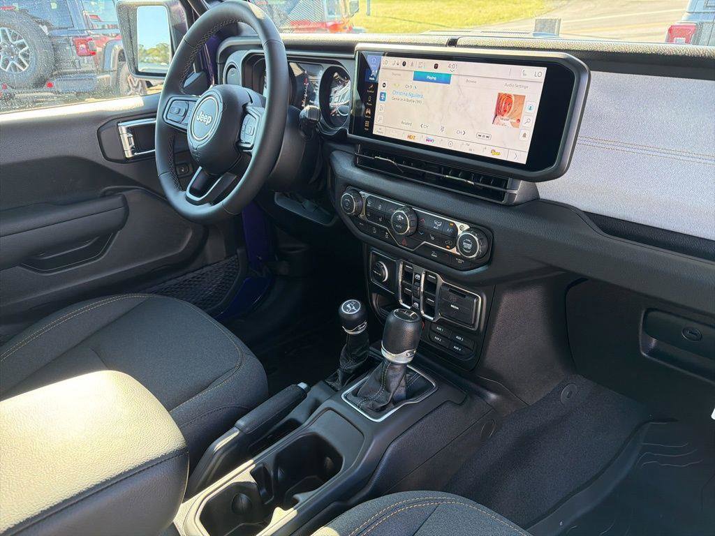 New 2026 Jeep Gladiator Sport AWD/4WD image 25