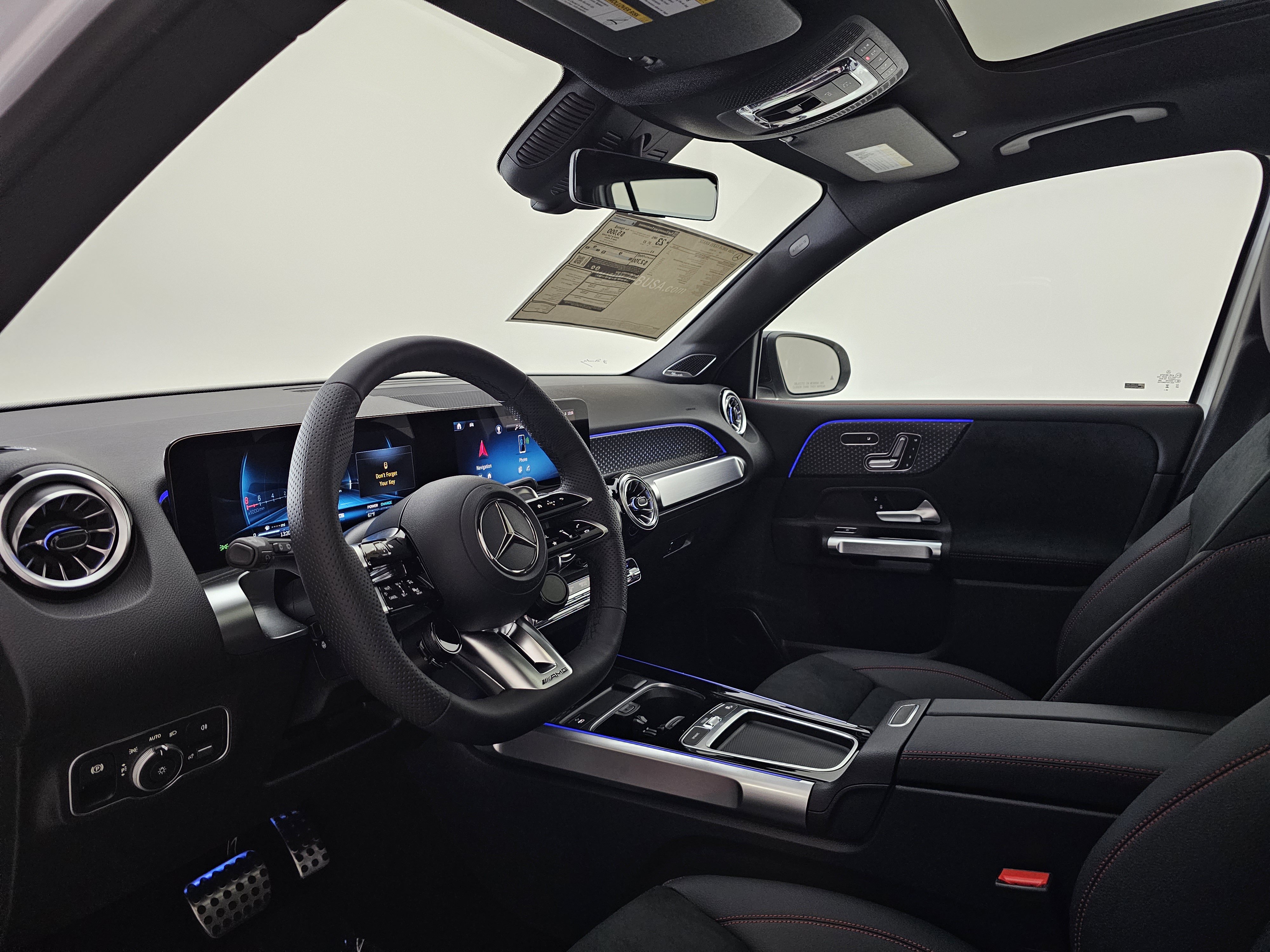 New 2026 Mercedes-Benz GLB 35 AMG 4MATIC image 7