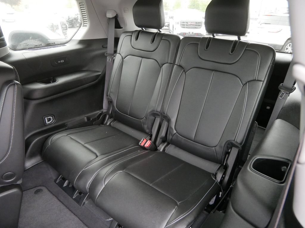 Used 2024 Jeep Grand Cherokee L Limited AWD/4WD image 21