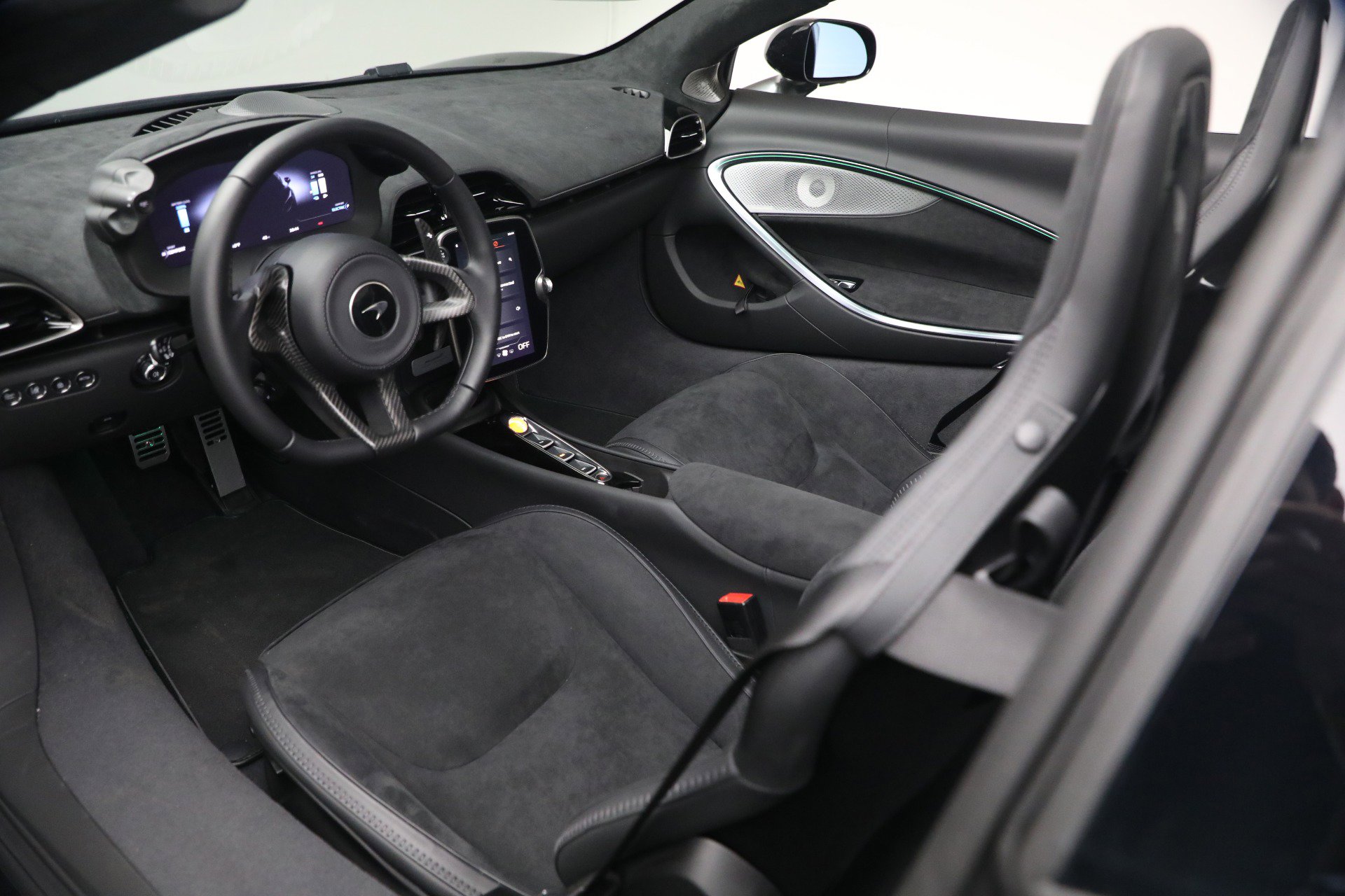 New 2026 McLaren Artura Spider image 31