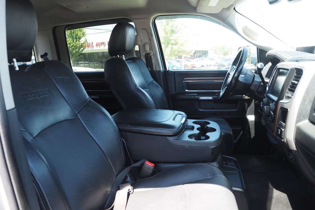 Used 2016 RAM 2500 Laramie w/ Convenience Group AWD/4WD image 19