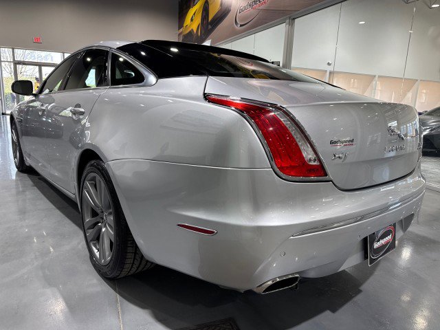 Used 2013 Jaguar XJ AWD image 36
