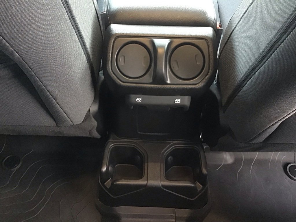 Used 2024 Jeep Gladiator Willys image 15