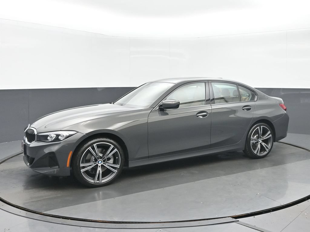 Used 2023 BMW 330i xDrive Sedan w/ Premium Package AWD/4WD image 7