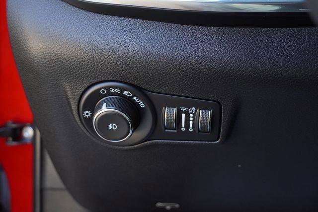 Certified 2023 Jeep Compass Limited image 23