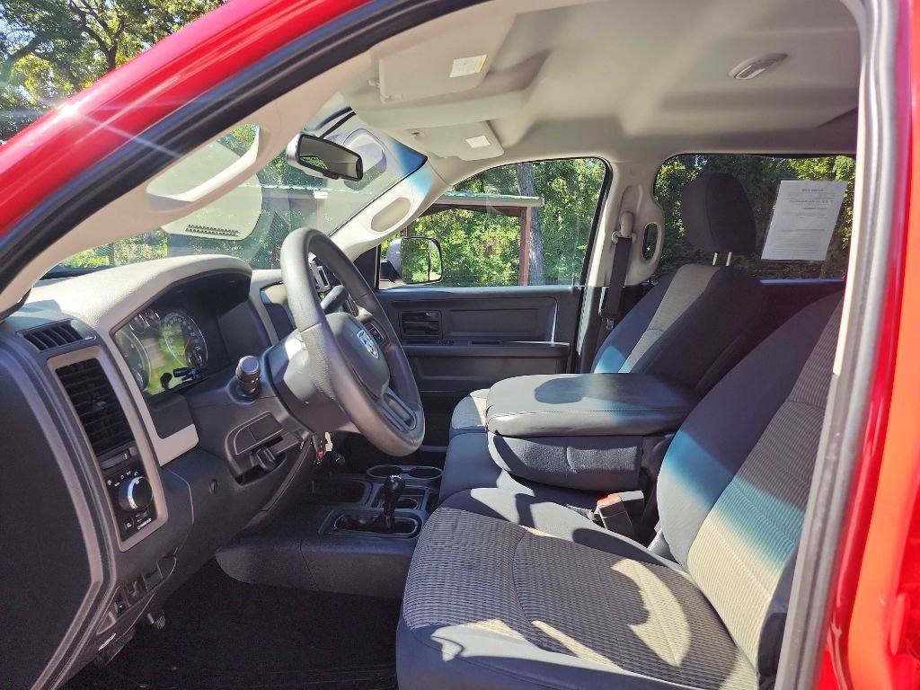 Used 2012 RAM 3500 ST w/ Chrome Appearance Group image 20