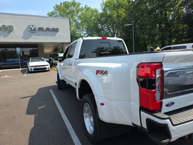Used 2024 Ford F450 Limited w/ FX4 Off-Road Package AWD/4WD image 18
