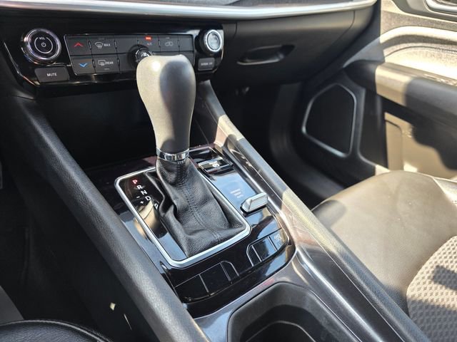 Used 2024 Jeep Compass Latitude image 17