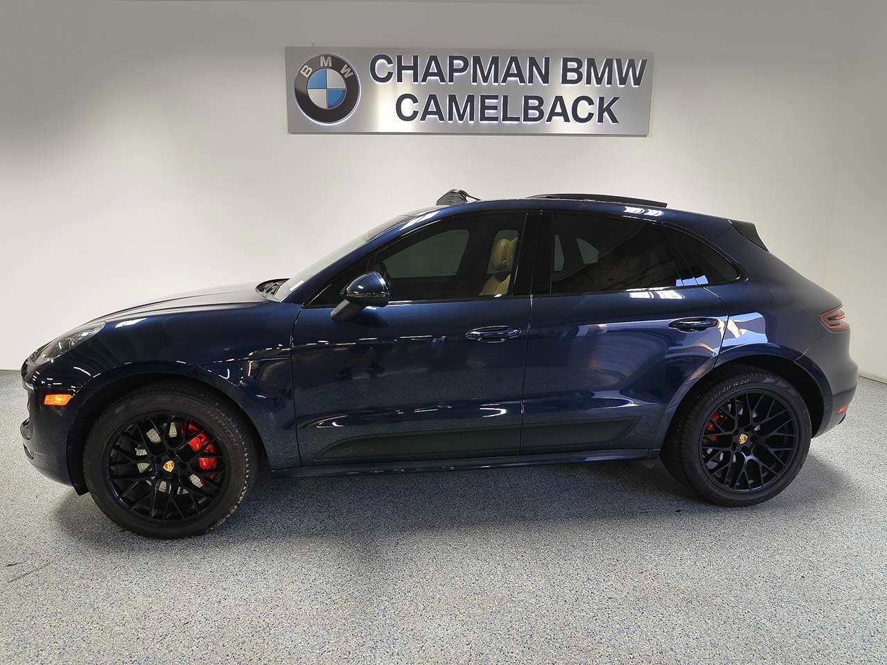 Used 2018 Porsche Macan GTS AWD/4WD image 3