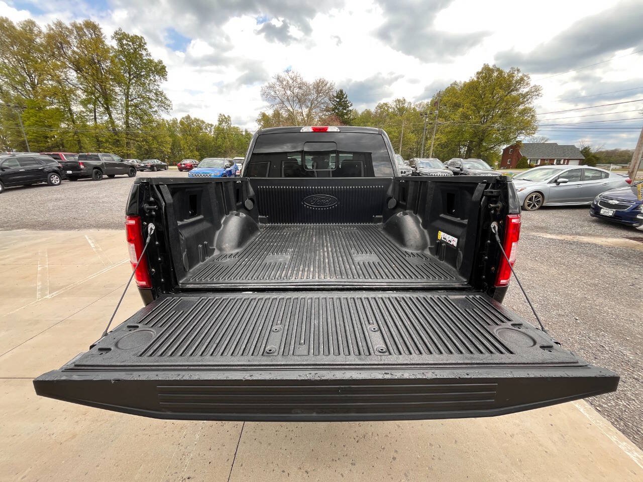 Used 2019 Ford F150 XLT w/ Equipment Group 302A Luxury AWD/4WD image 14