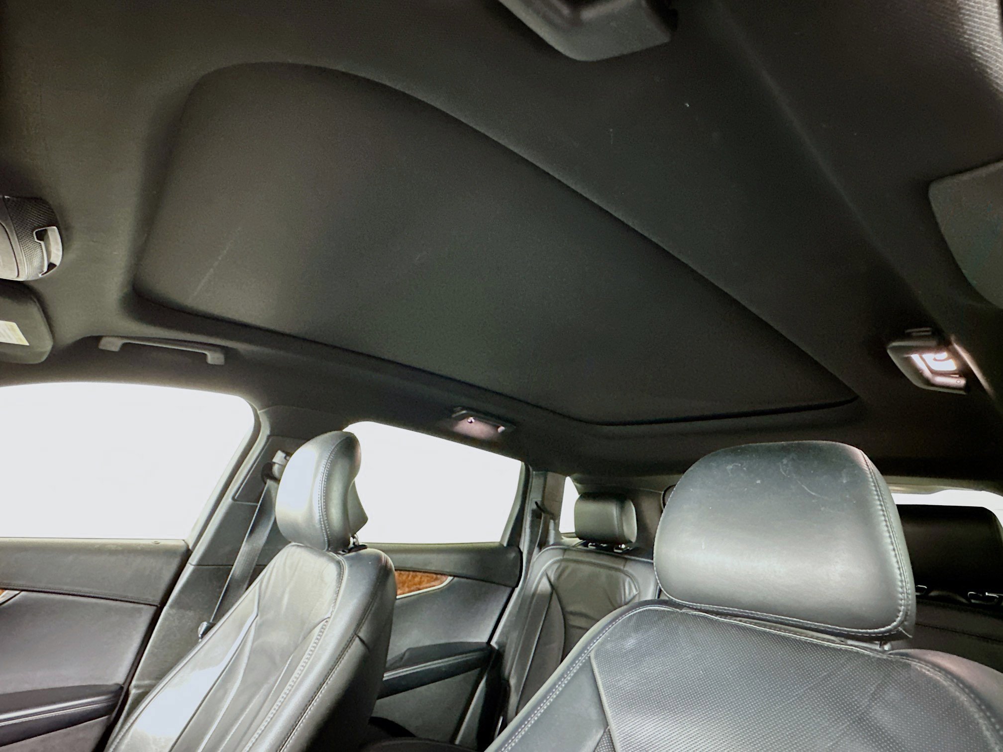 Used 2017 Lincoln MKX Reserve image 26