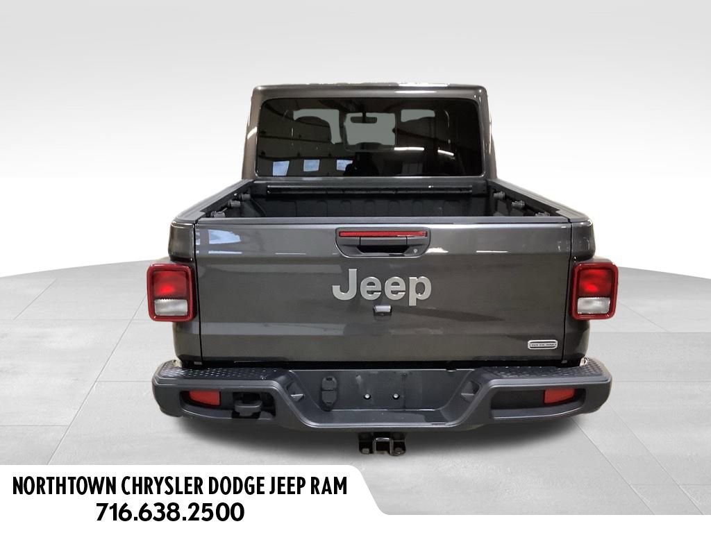 Used 2022 Jeep Gladiator Overland w/ Popular Equipment Package image 2