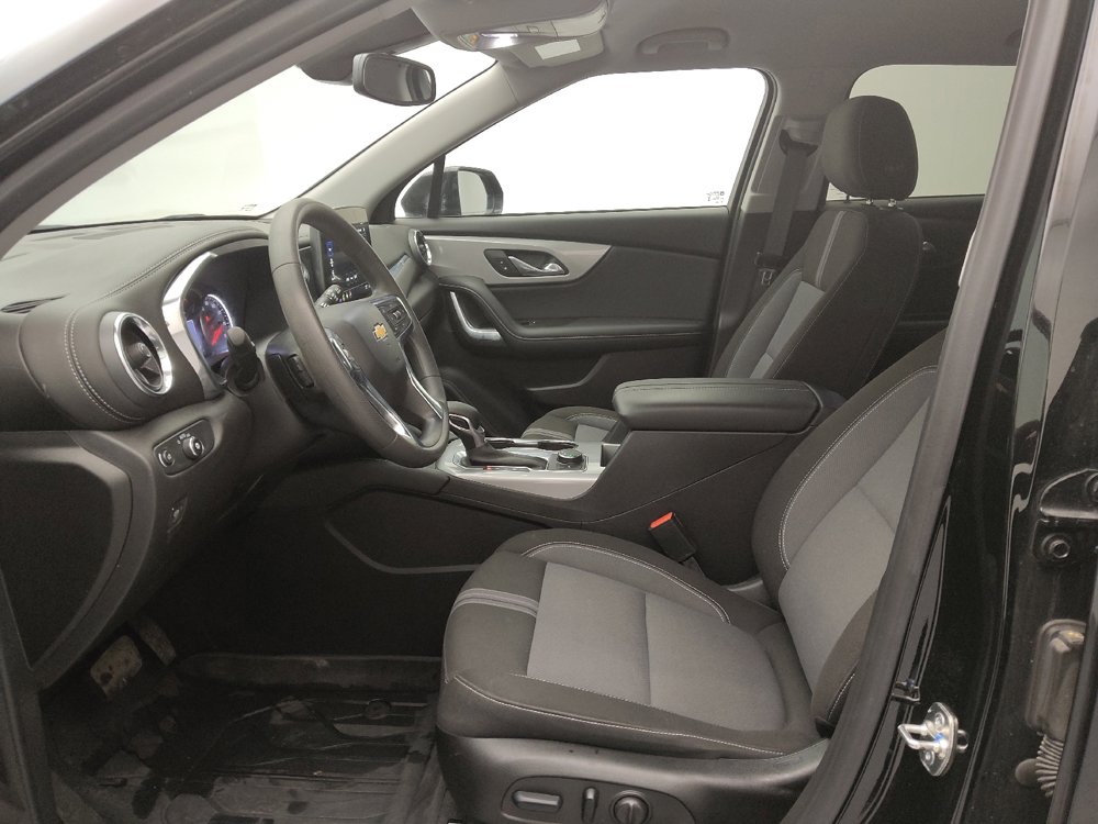 Used 2024 Chevrolet Blazer LT w/ Convenience Package FWD image 17