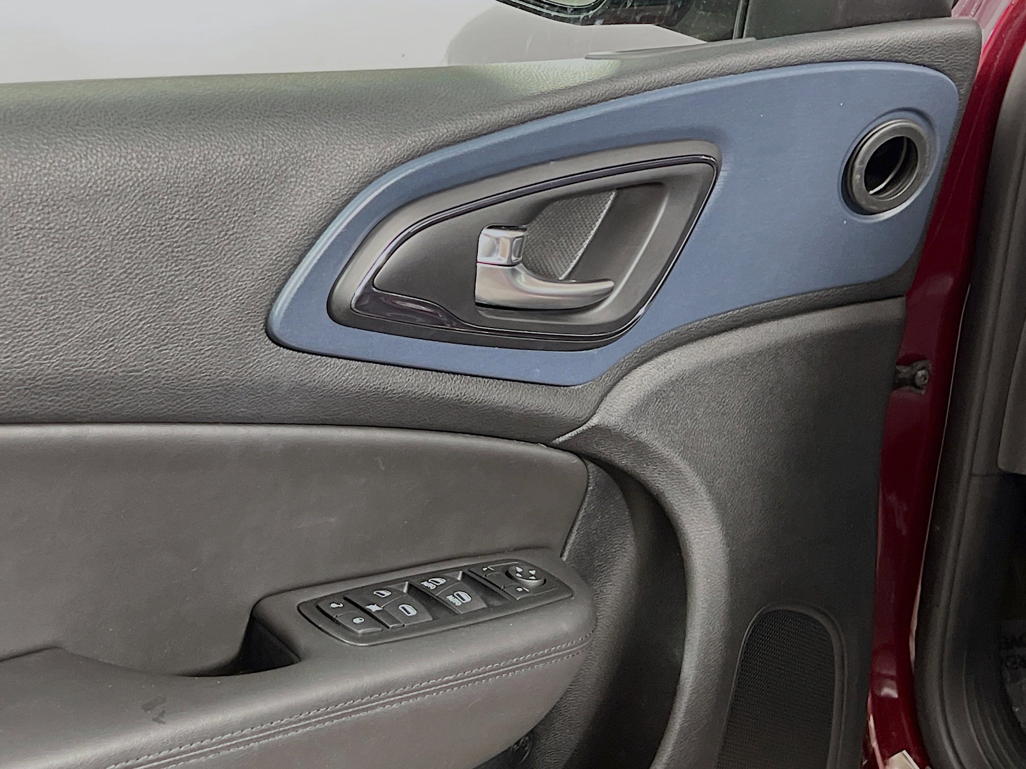 Used 2015 Chrysler 200 S w/ Navigation & Sound Group I FWD image 17