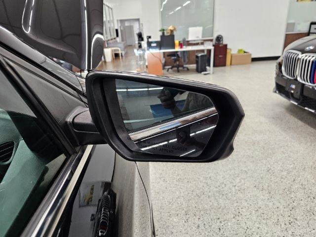 Used 2021 Chevrolet Equinox LT AWD/4WD image 36