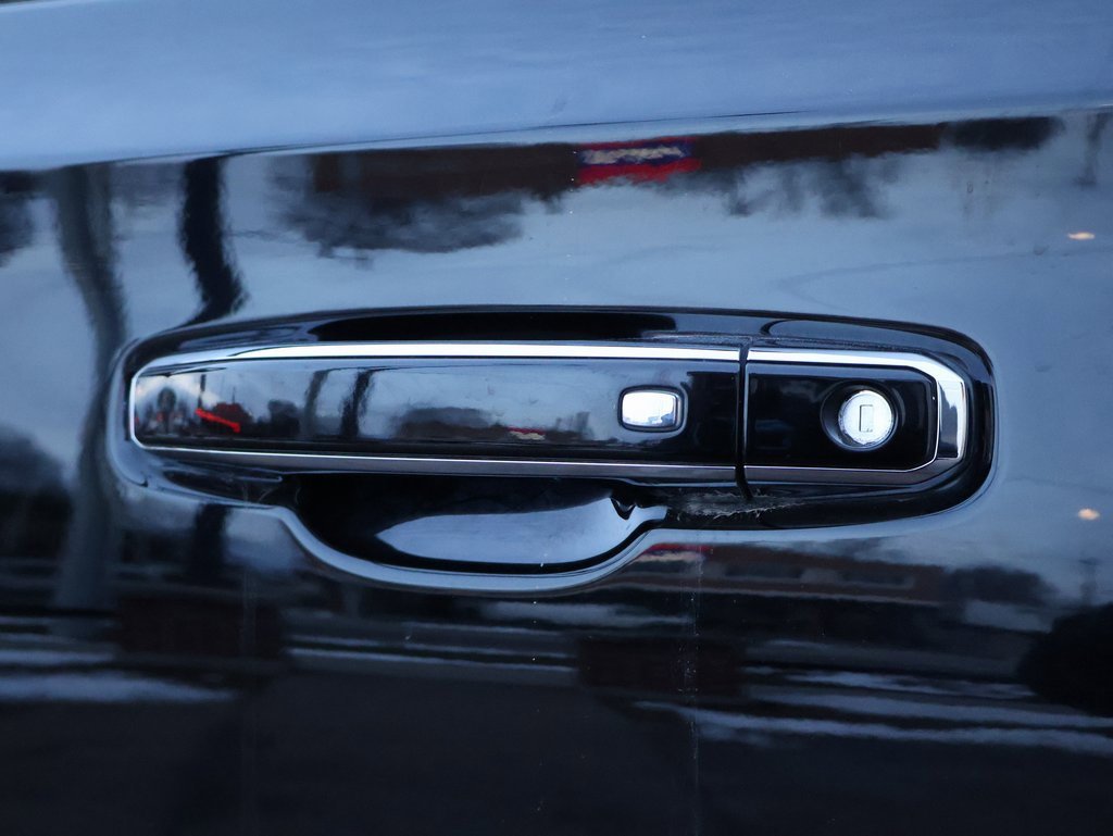 Used 2021 GMC Yukon SLT image 27