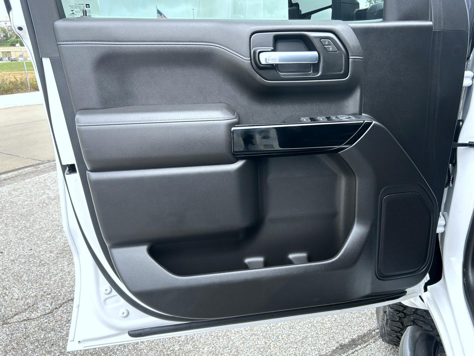 Certified 2021 Chevrolet Silverado 1500 RST AWD/4WD image 9
