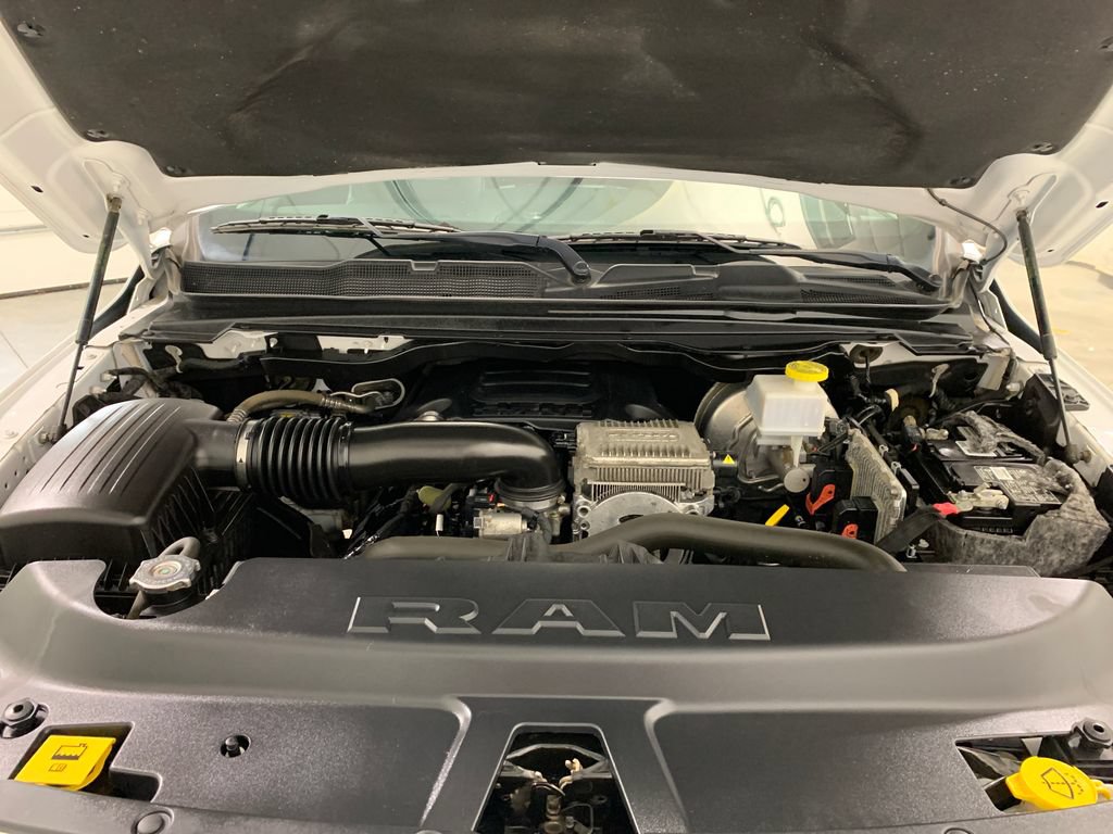 Used 2020 RAM 1500 Laramie w/ Sport Appearance Package AWD/4WD image 29
