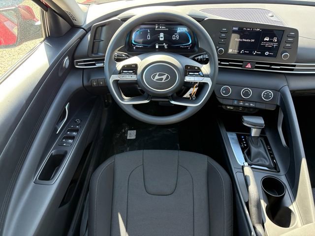 New 2026 Hyundai Elantra SE image 8