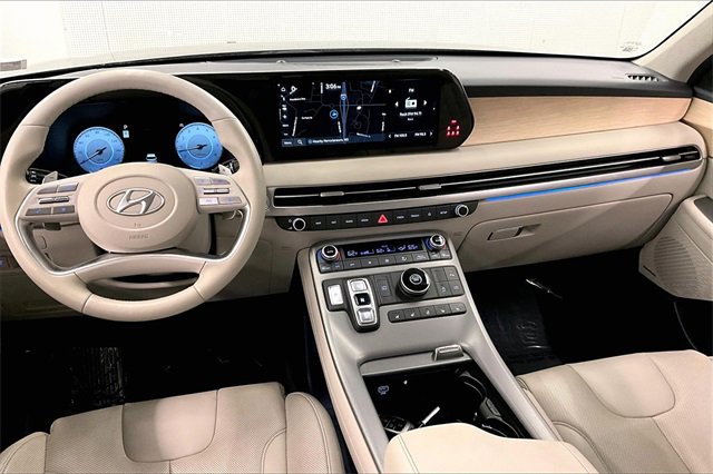 Used 2024 Hyundai Palisade Limited image 6