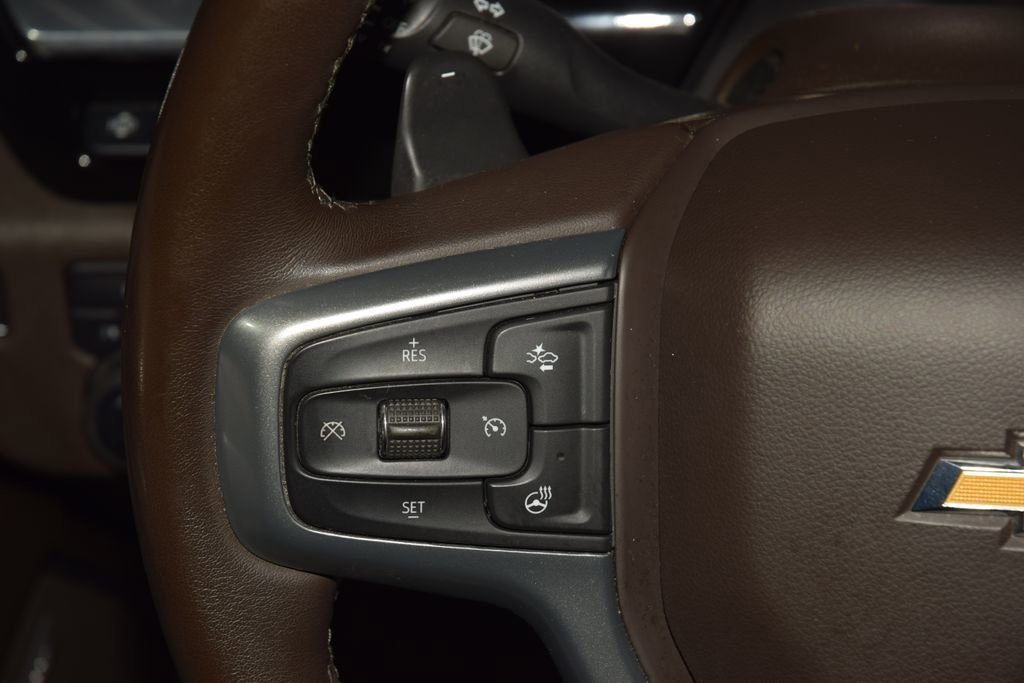 Used 2022 Chevrolet Silverado 1500 LTZ w/ Technology Package image 40