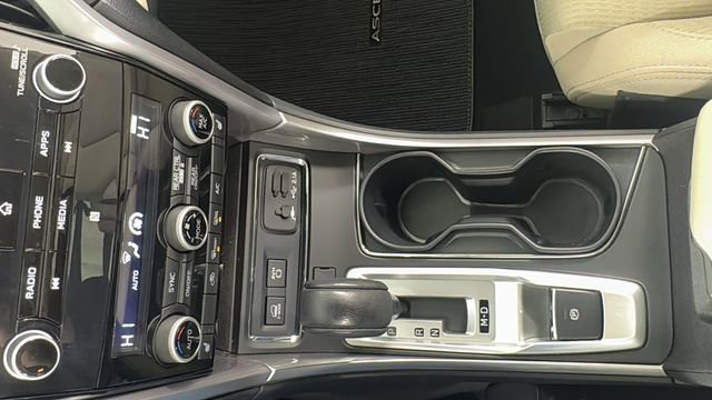 Used 2021 Subaru Ascent Premium w/ Convenience Package image 31