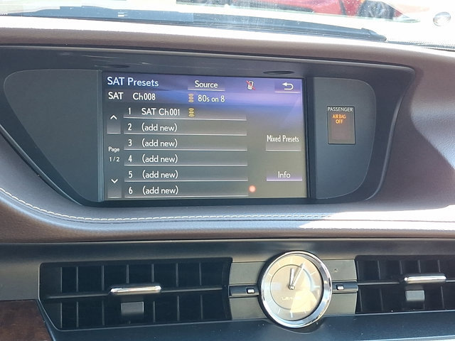 Used 2017 Lexus ES 350 w/ Navigation System Package image 18