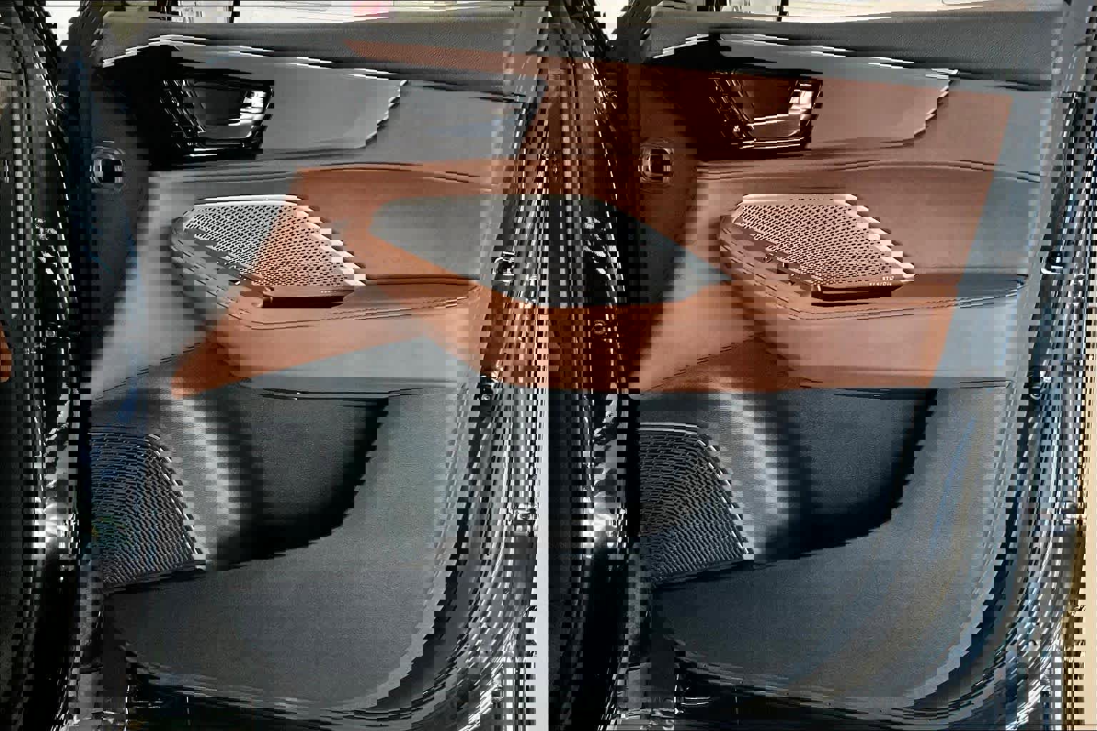 Certified 2023 Acura MDX w/Technology Package image 26