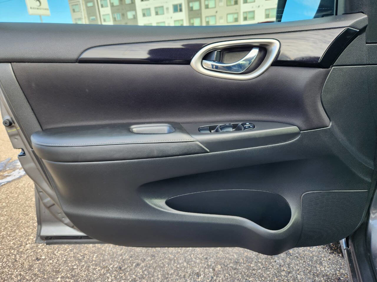 Used 2019 Nissan Sentra SV image 19