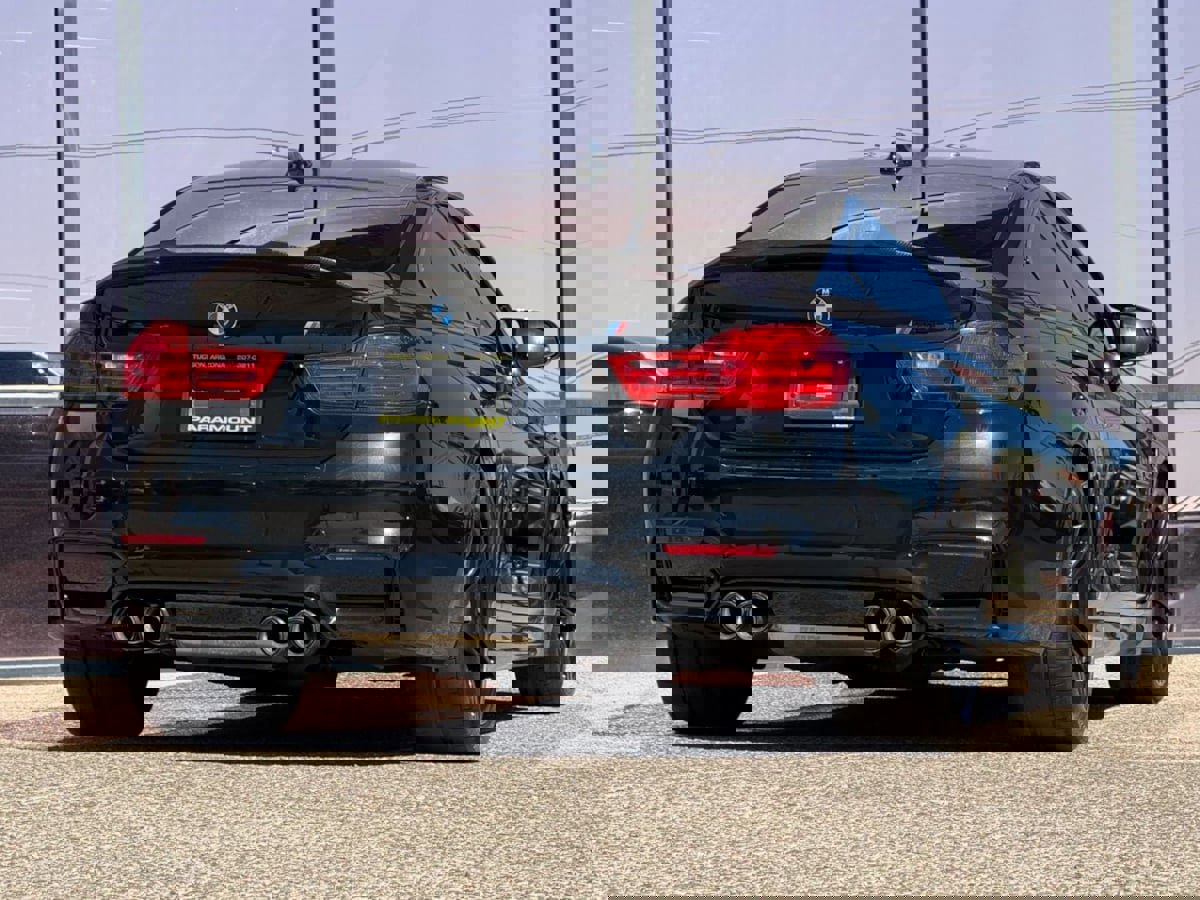 Used 2017 BMW M4 Coupe image 12