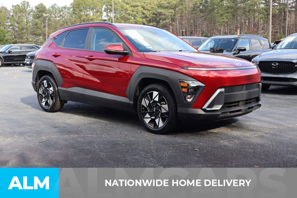 Used 2025 Hyundai Kona SEL image 5