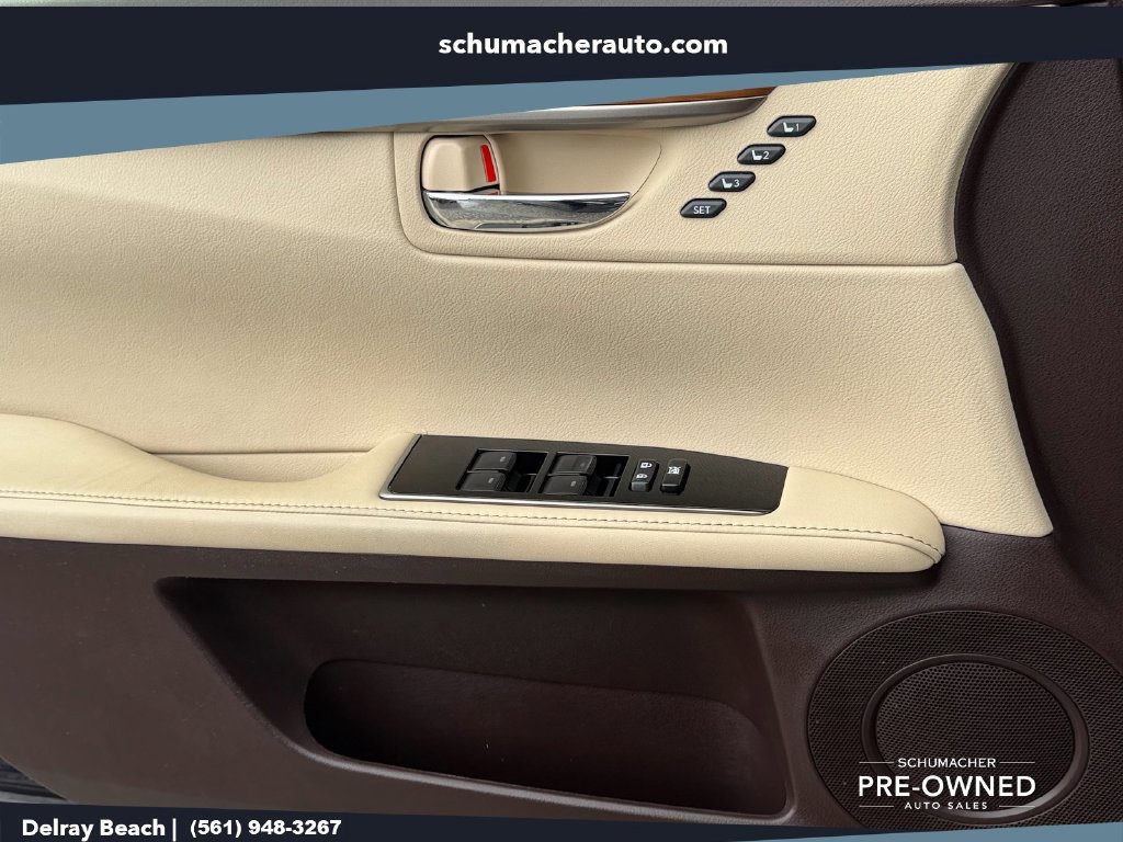 Used 2018 Lexus ES 300h w/ Luxury Package FWD image 26
