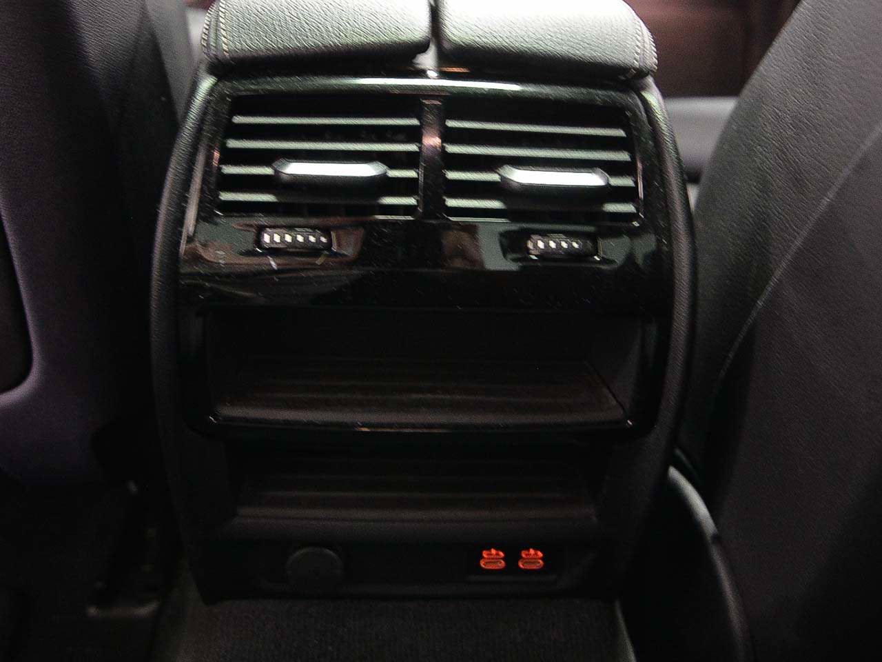 Used 2021 BMW 530e w/ M Sport Package RWD image 16