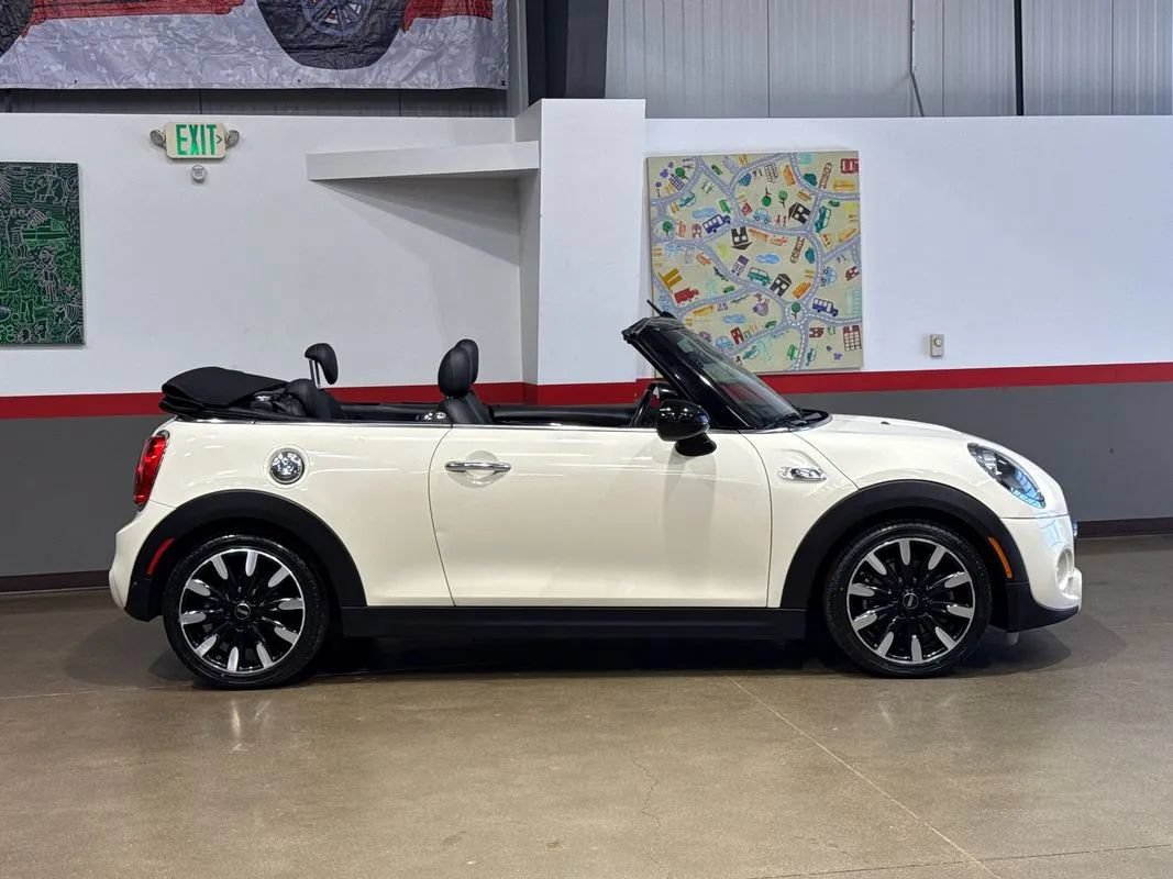 Used 2019 MINI Cooper S w/ Signature Upholstery Package FWD image 59