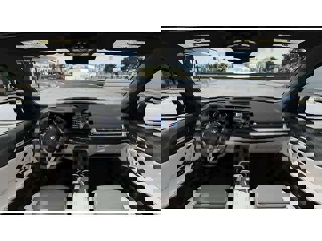 New 2026 BMW X1 xDrive28i w/ Technology Package image 10